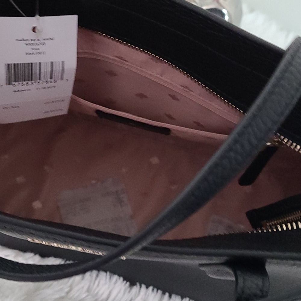 #HANDBAGS - Picture 3 of 3